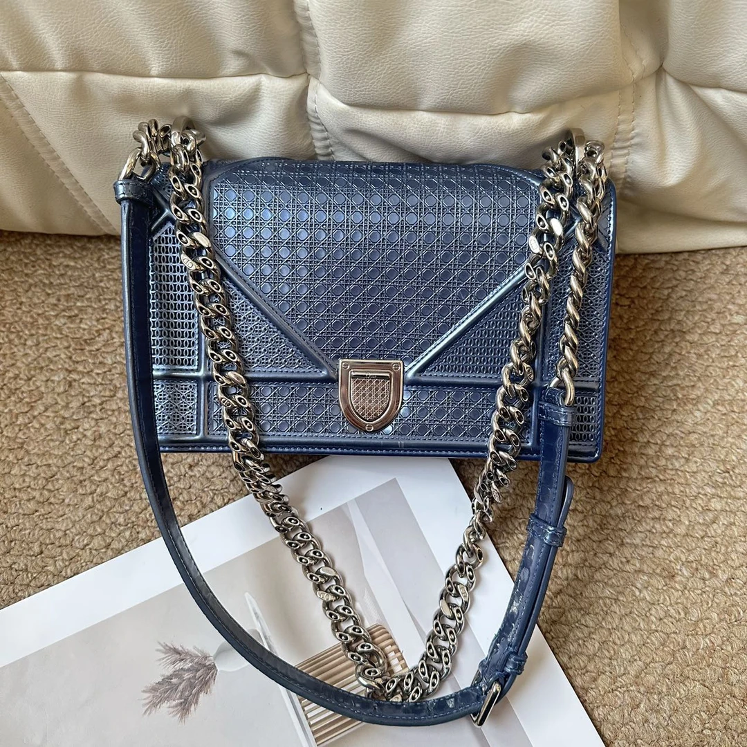 95新 DIOR/迪奥 Dior 蓝色 漆皮盾牌小号链条包/646327497