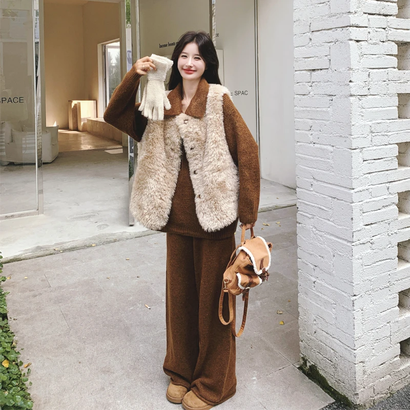 美拉德慵懒风针织套装女冬2025新品韩系高级感皮毛一体马甲三件套