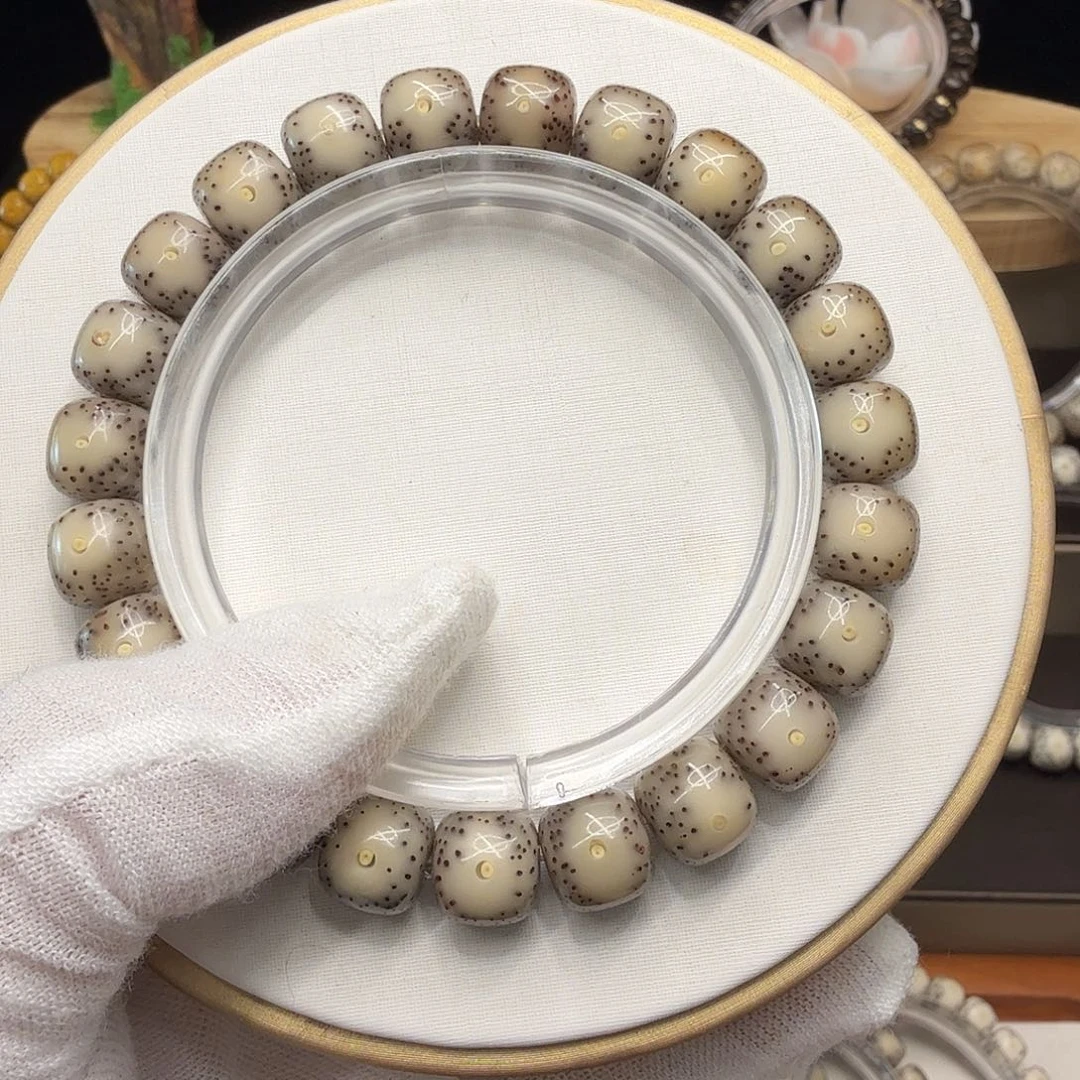 星月菩提吊坠大牛眼