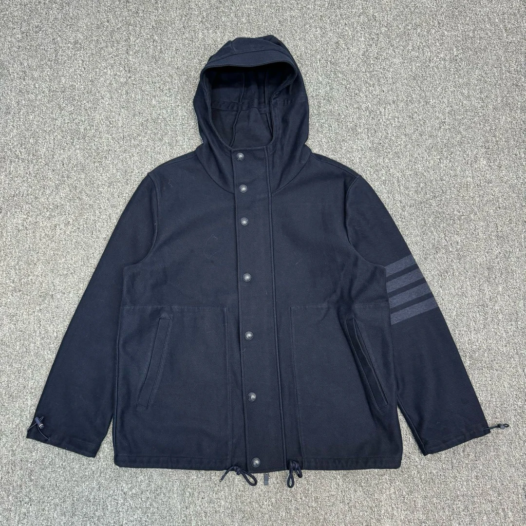 未使用 THOMBROWNE 7495953 TB四条纹藏蓝色连帽夹克外套 全新0码