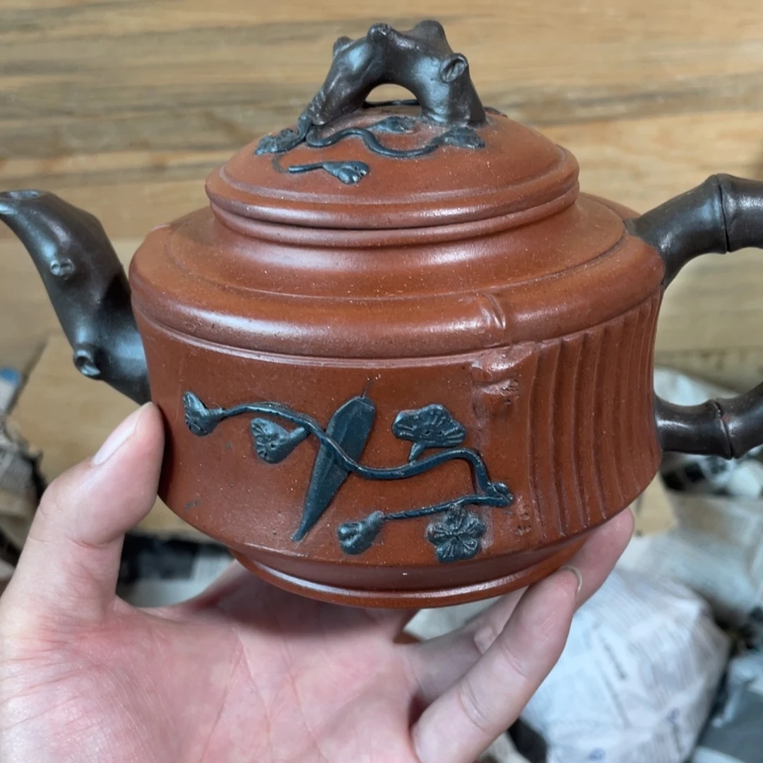 紫砂茶壶老厂紫砂壶一件。