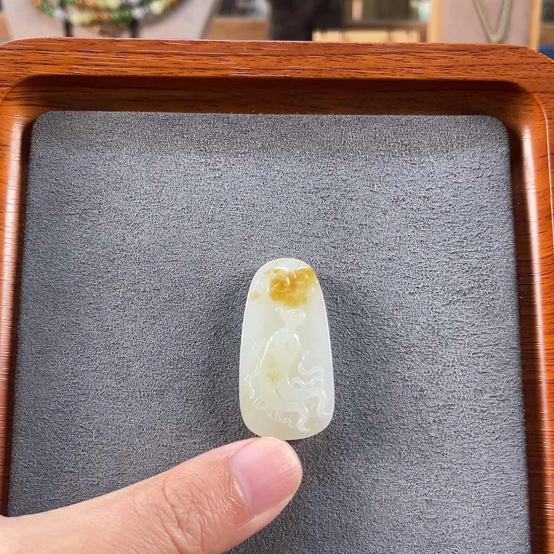 和田玉未镶嵌吊坠(不含链)