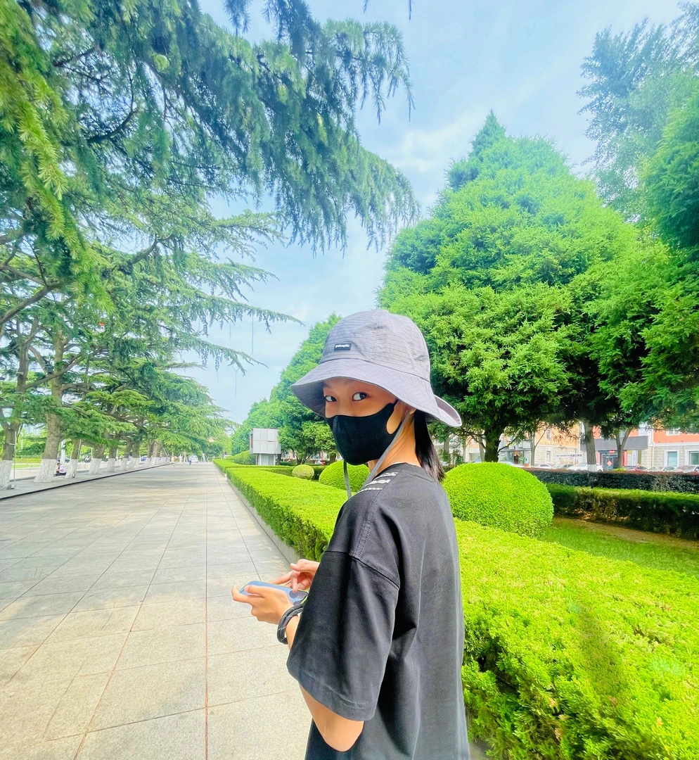 雨潼甄选-户外露营登山男护颈宽檐遮阳帽女防水防紫外线渔夫帽