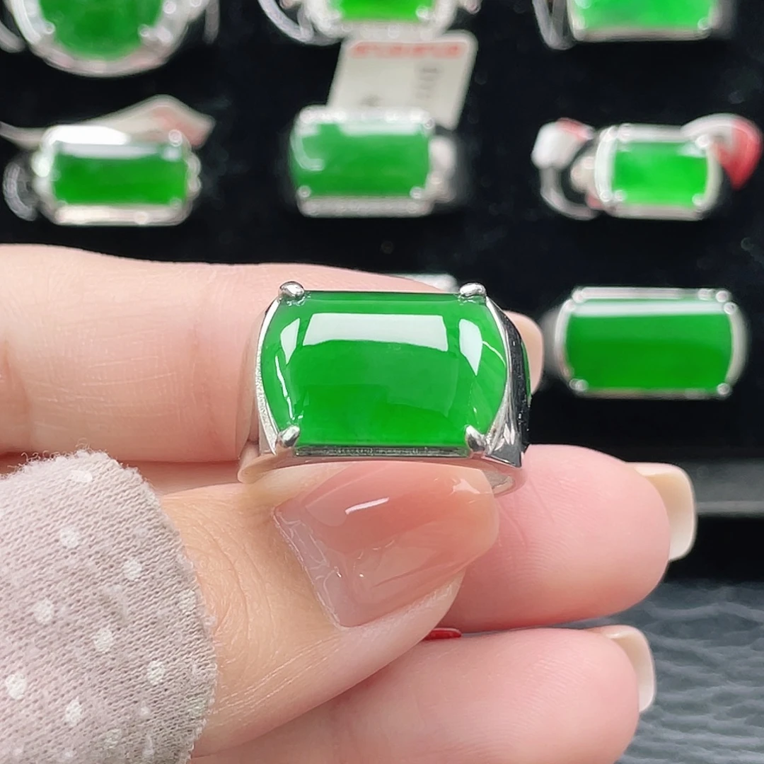 翡翠银S925镶嵌戒指天然A货翡翠没运费险3909