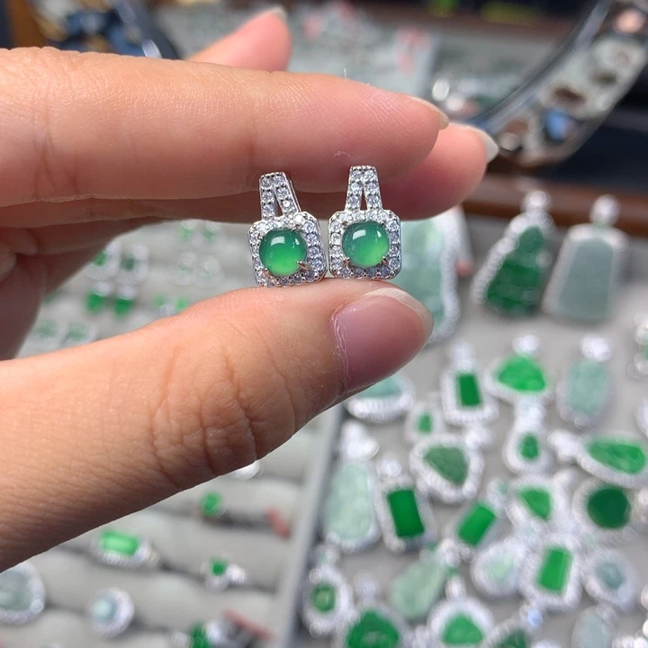 翡翠未镶嵌耳饰耳钉