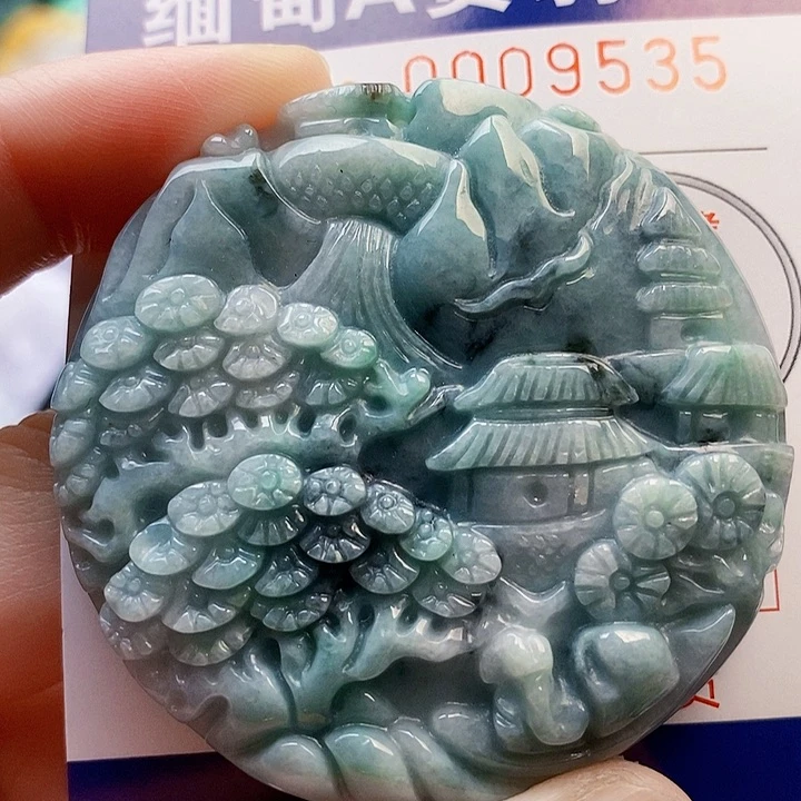 吊坠(不含链)未镶嵌翡翠