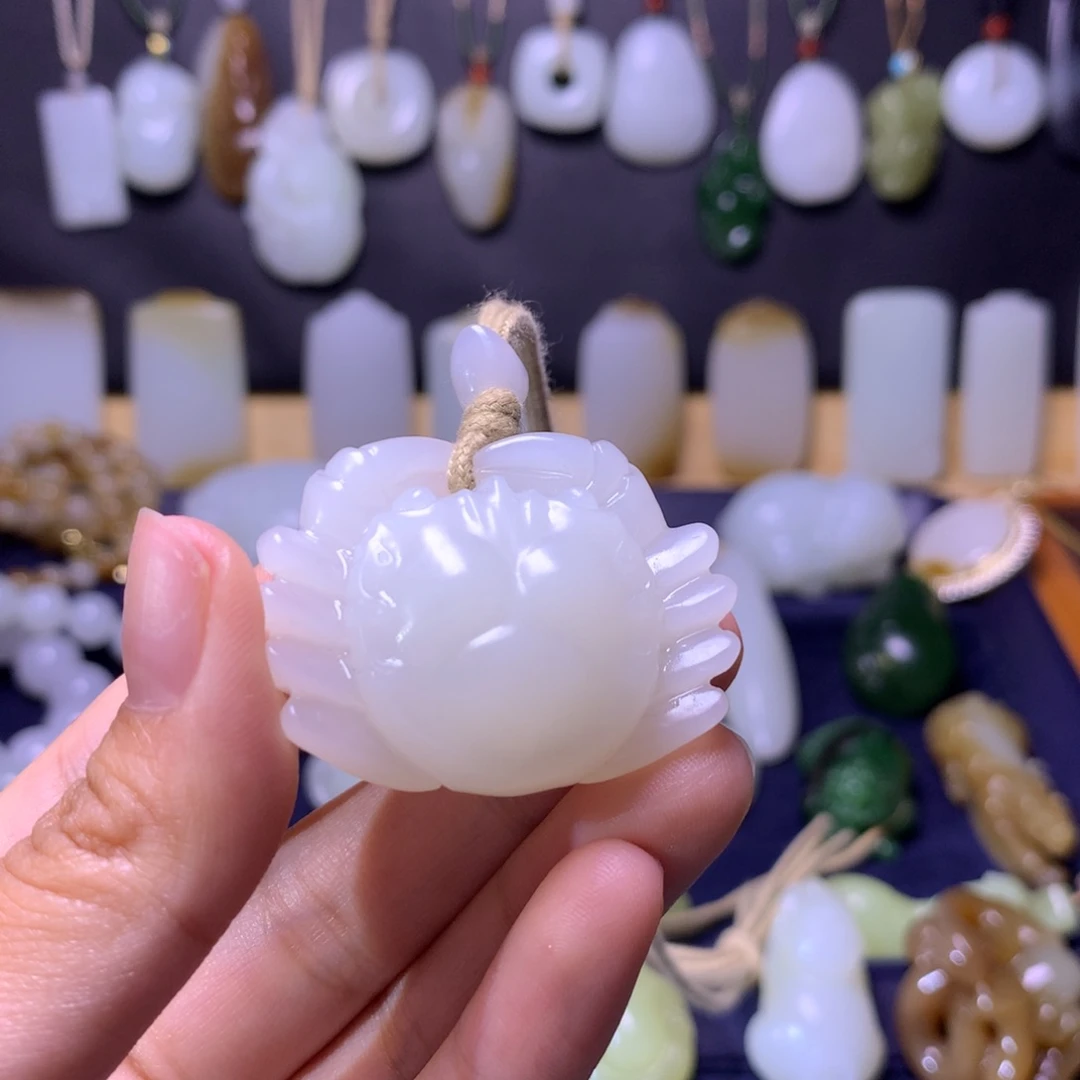 和田玉未镶嵌挂件