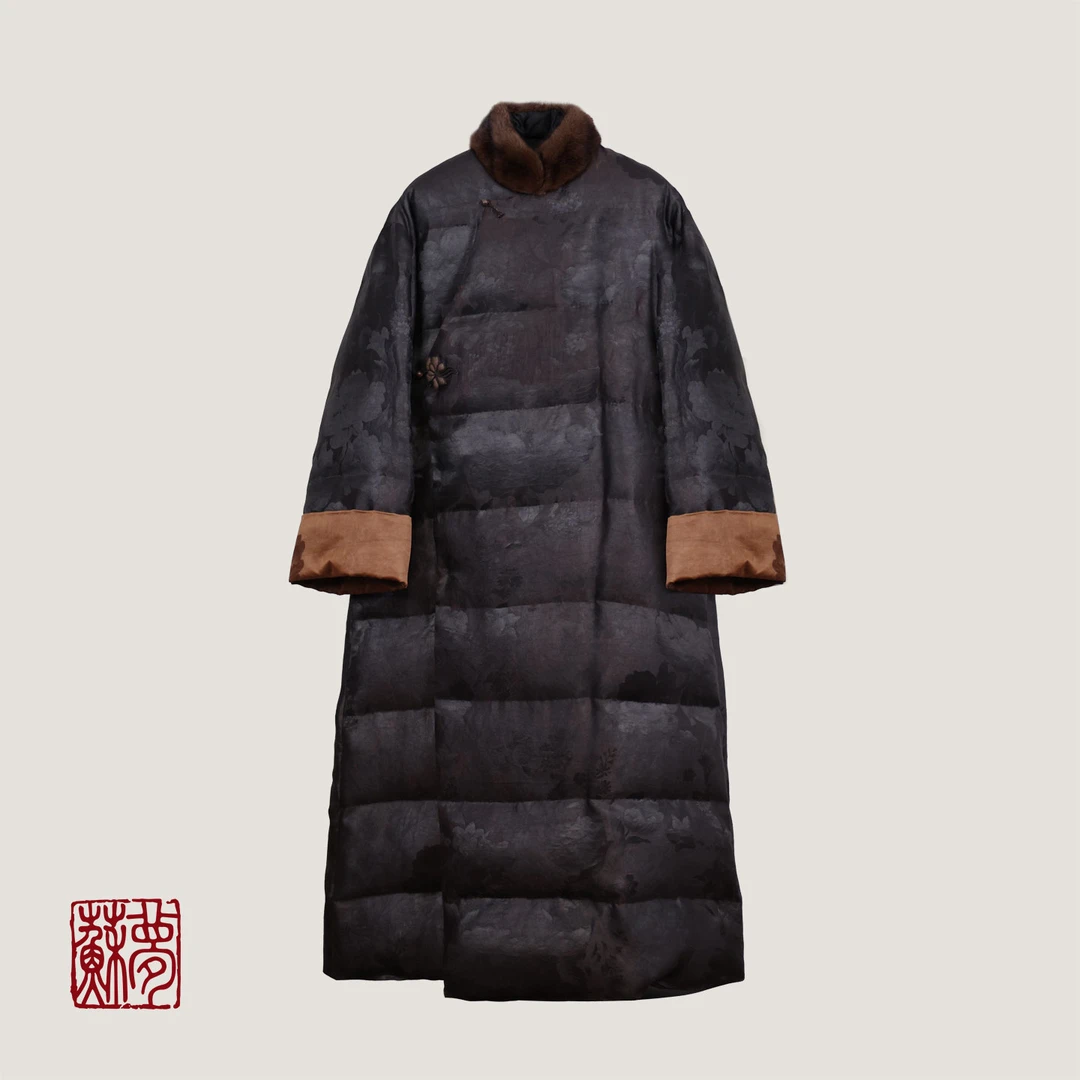 蘇夢【观自在】黑色香云纱毛领斜襟鹅绒服0105089