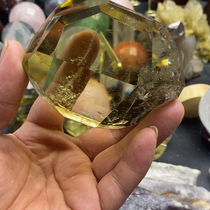 运***士水晶珠宝半成品未镶嵌