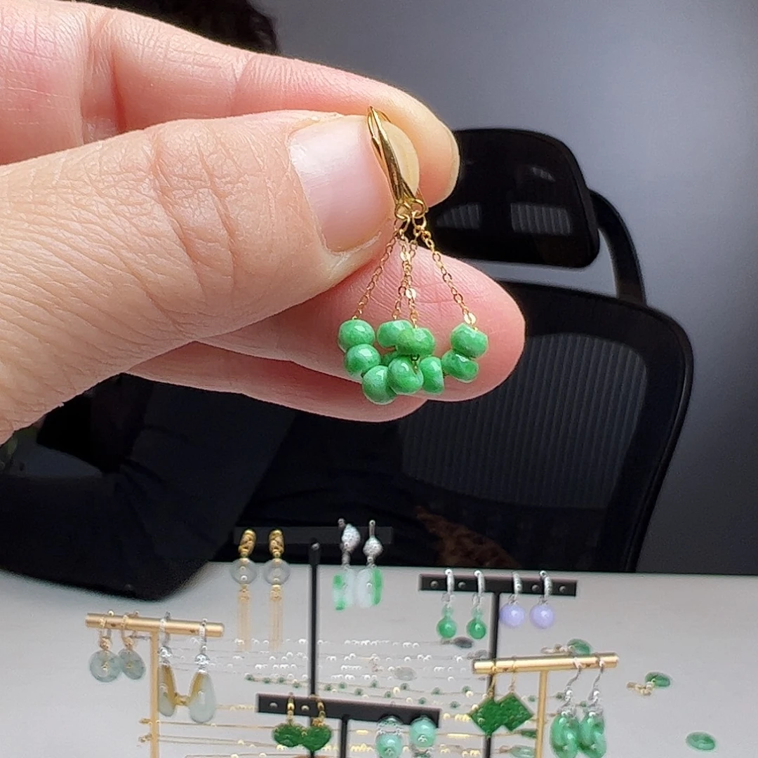 翡翠18K金镶嵌耳饰天然翡翠