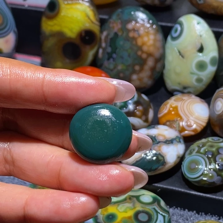 古***息玛瑙/玉髓未镶嵌珠宝奇石