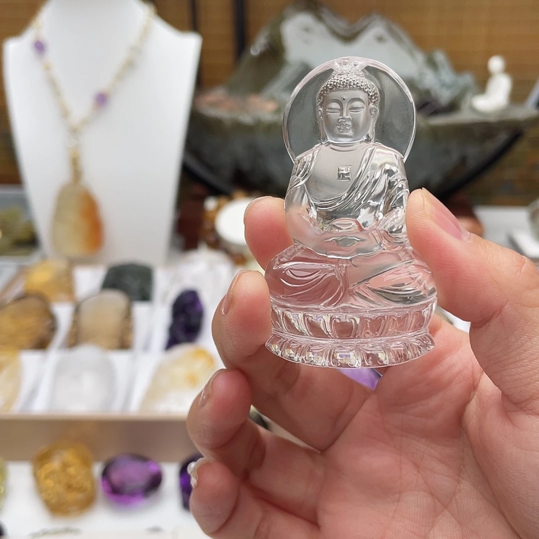 邯***定未镶嵌水晶颈饰定制
