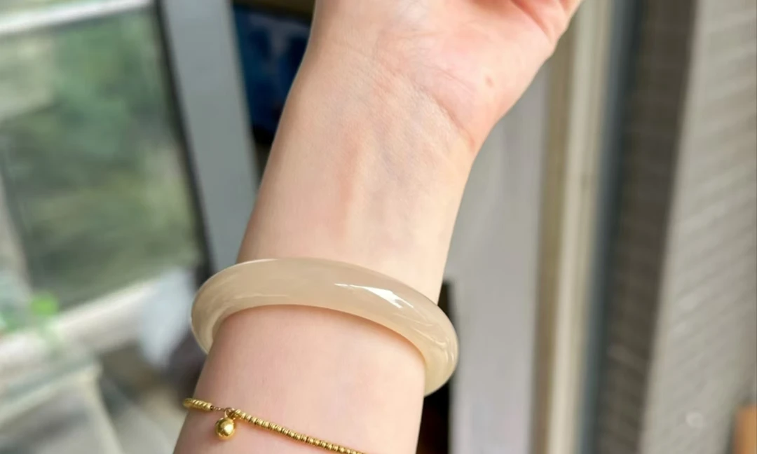 A18青海冰藕粉老坑简约大气正圈