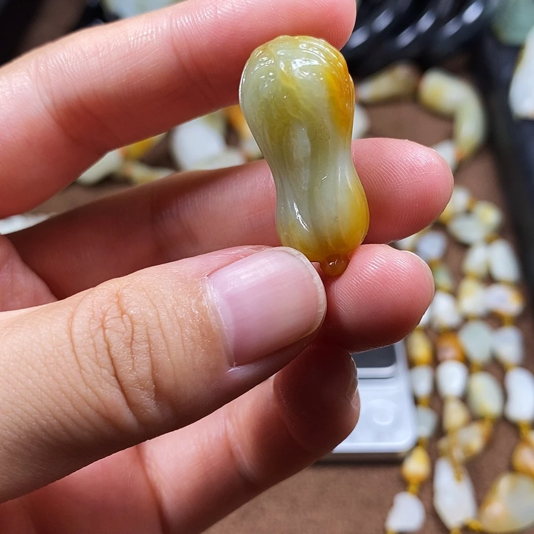 未镶嵌和田玉挂件