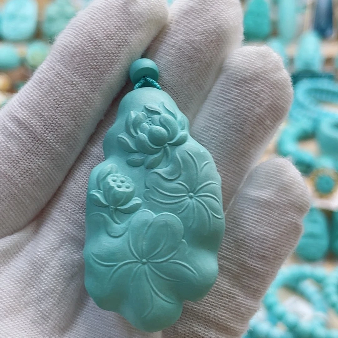 绿松石未镶嵌珠宝奇石