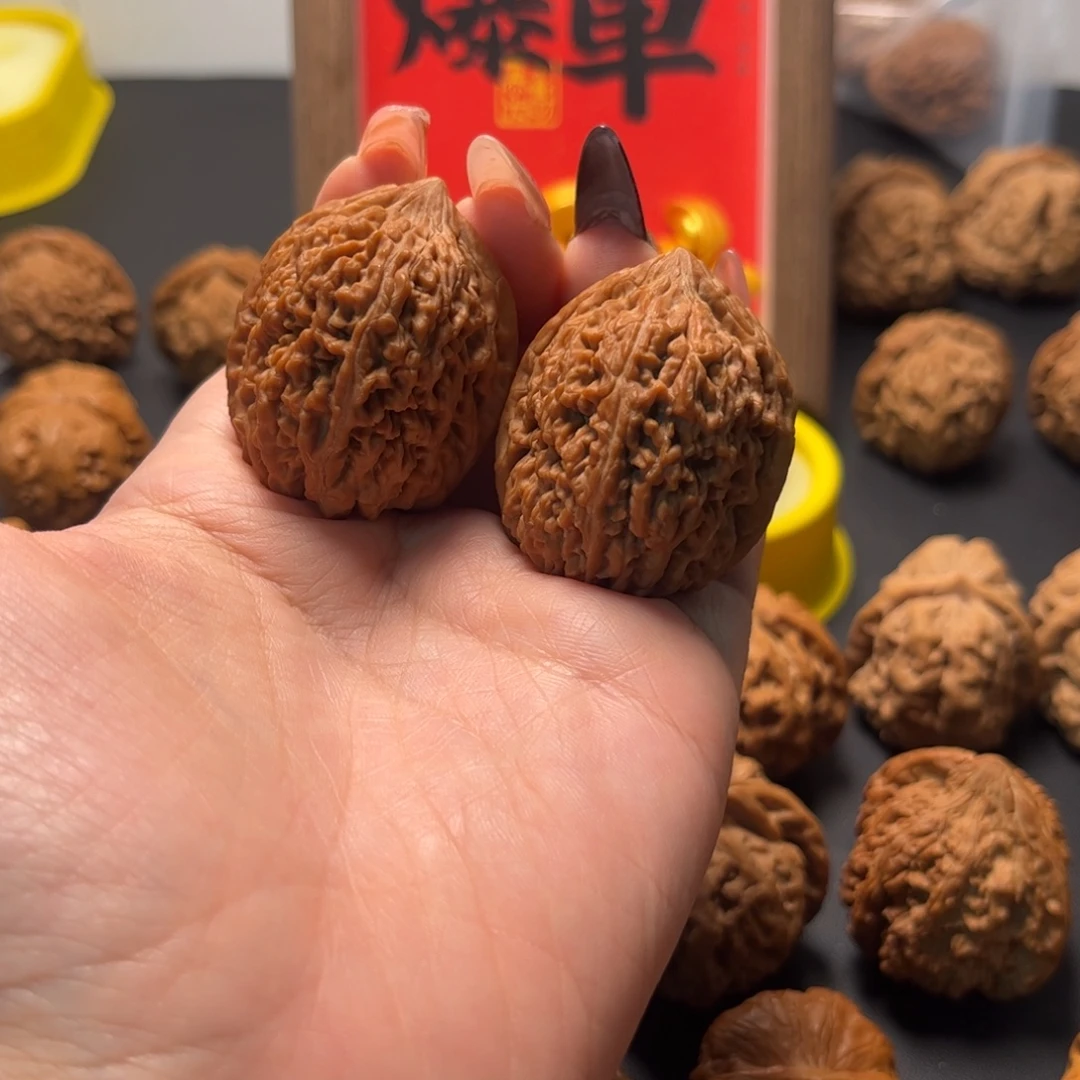 T***y吊坠文玩核桃大蒜头35
