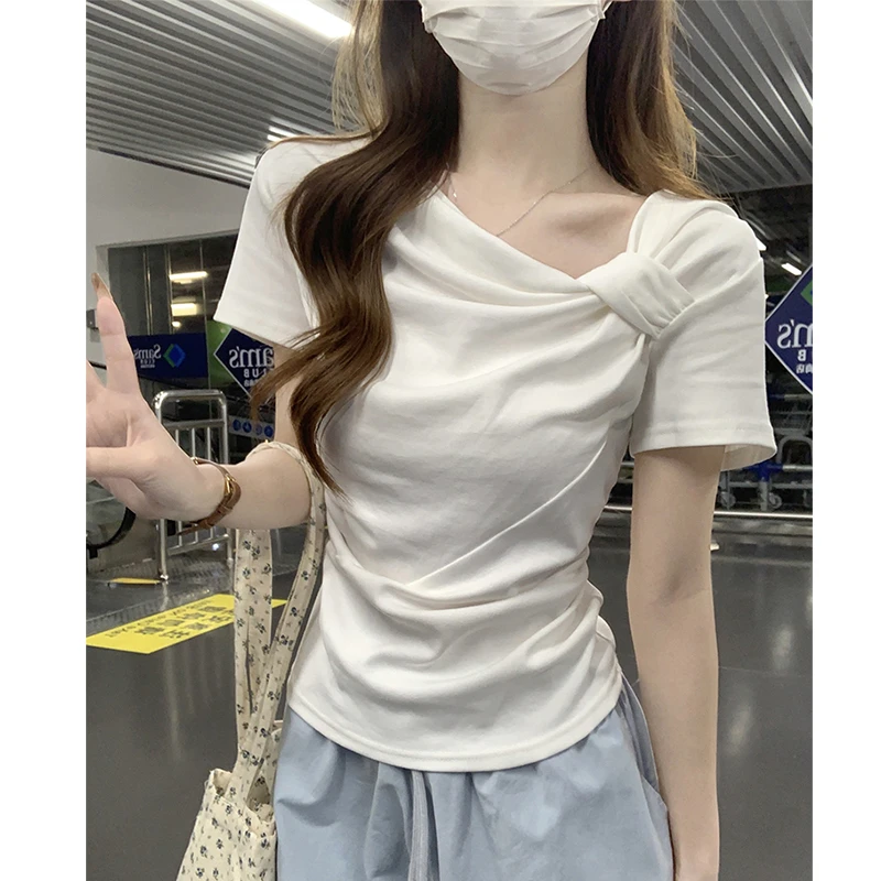 纯欲露锁骨短袖T恤女装夏季白色纽结设计感时尚显瘦褶皱上衣纯欲