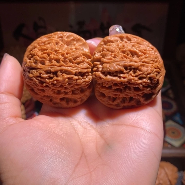 沈***司文玩核桃把件44南疆石