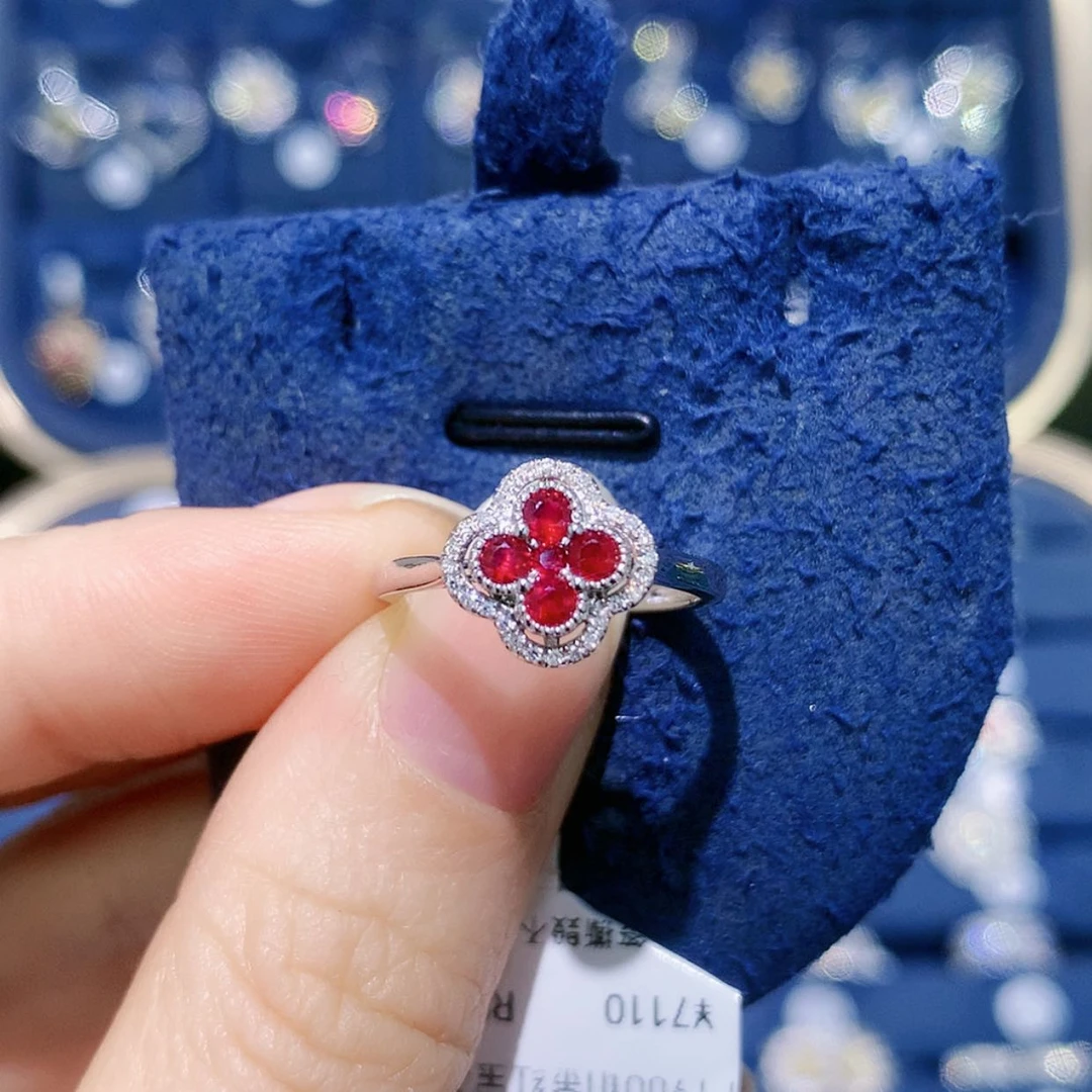 【闪购商品】铂Pt900镶嵌戒指红宝石四叶草红宝石戒指