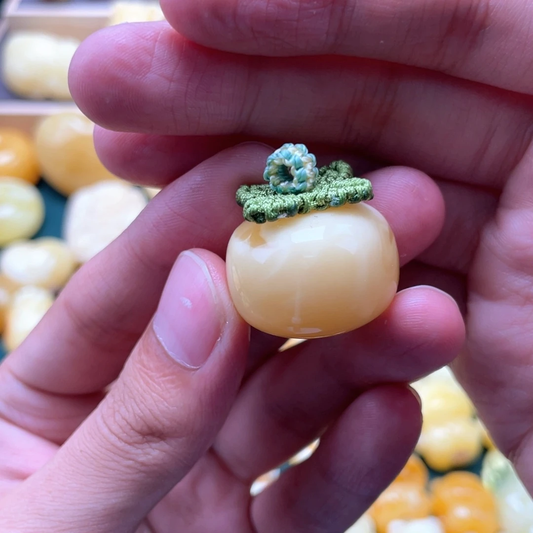 琥珀未镶嵌裸石蜜蜡