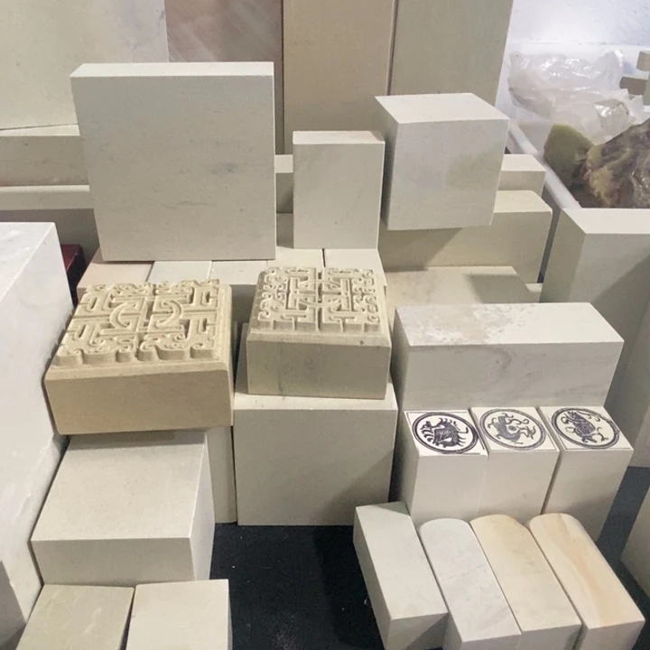 青田石墨****室新矿印石2.5的如意妞干净的