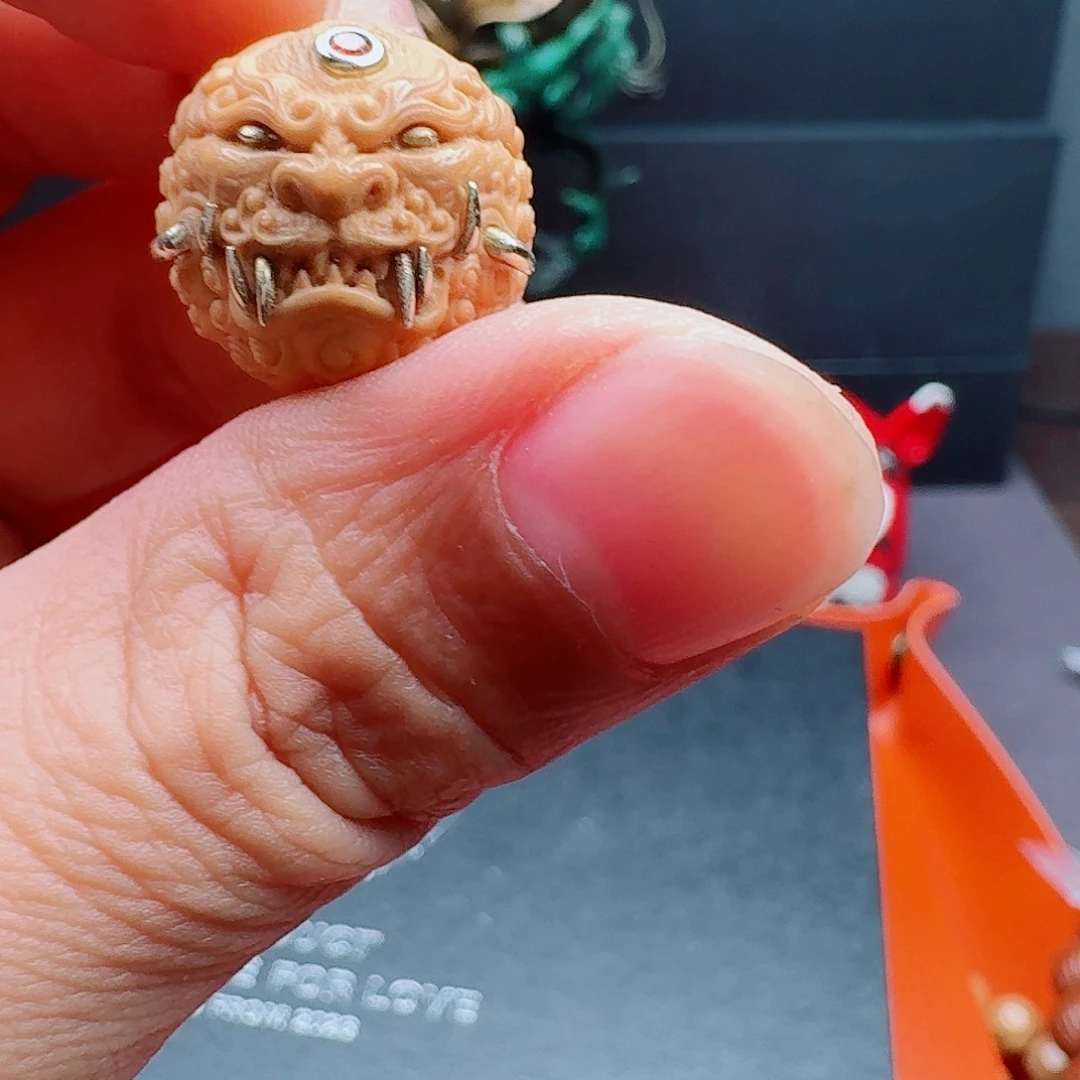 吊坠猴头核桃铜唐狮