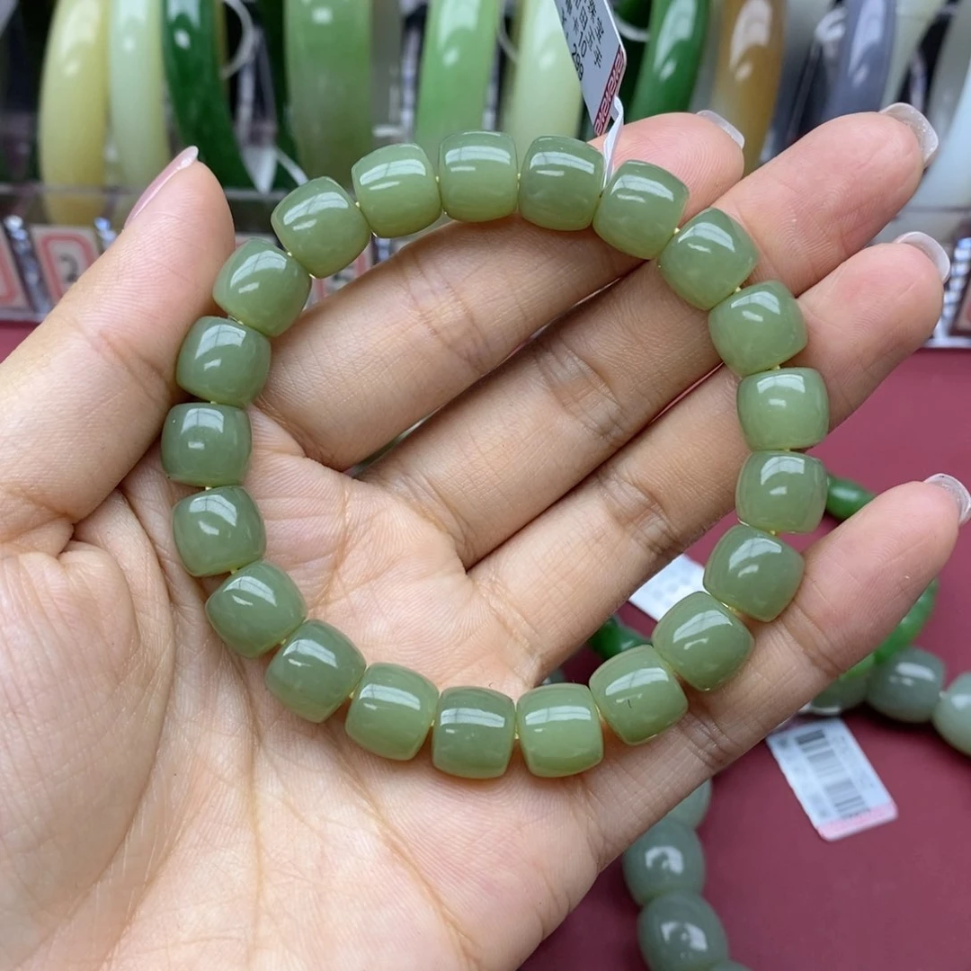 和田玉手串未镶嵌安****张卡10