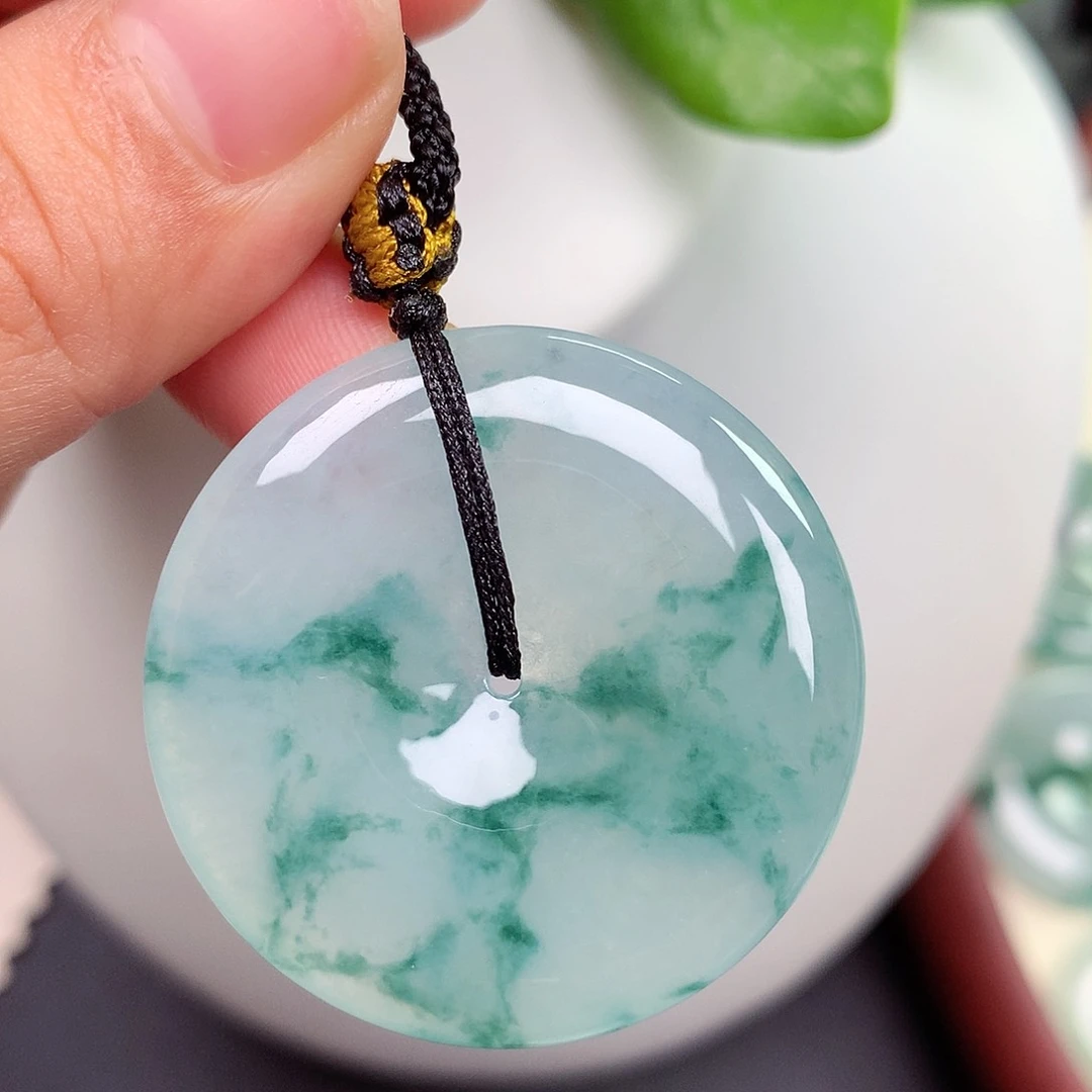 翡翠未镶嵌颈饰平安扣 35.3x5.6mm