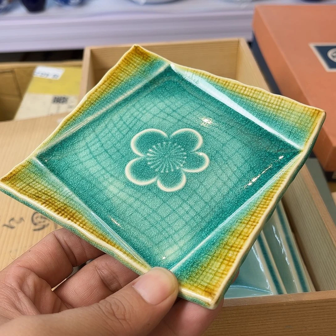 盖碗在家门口买点水果吧