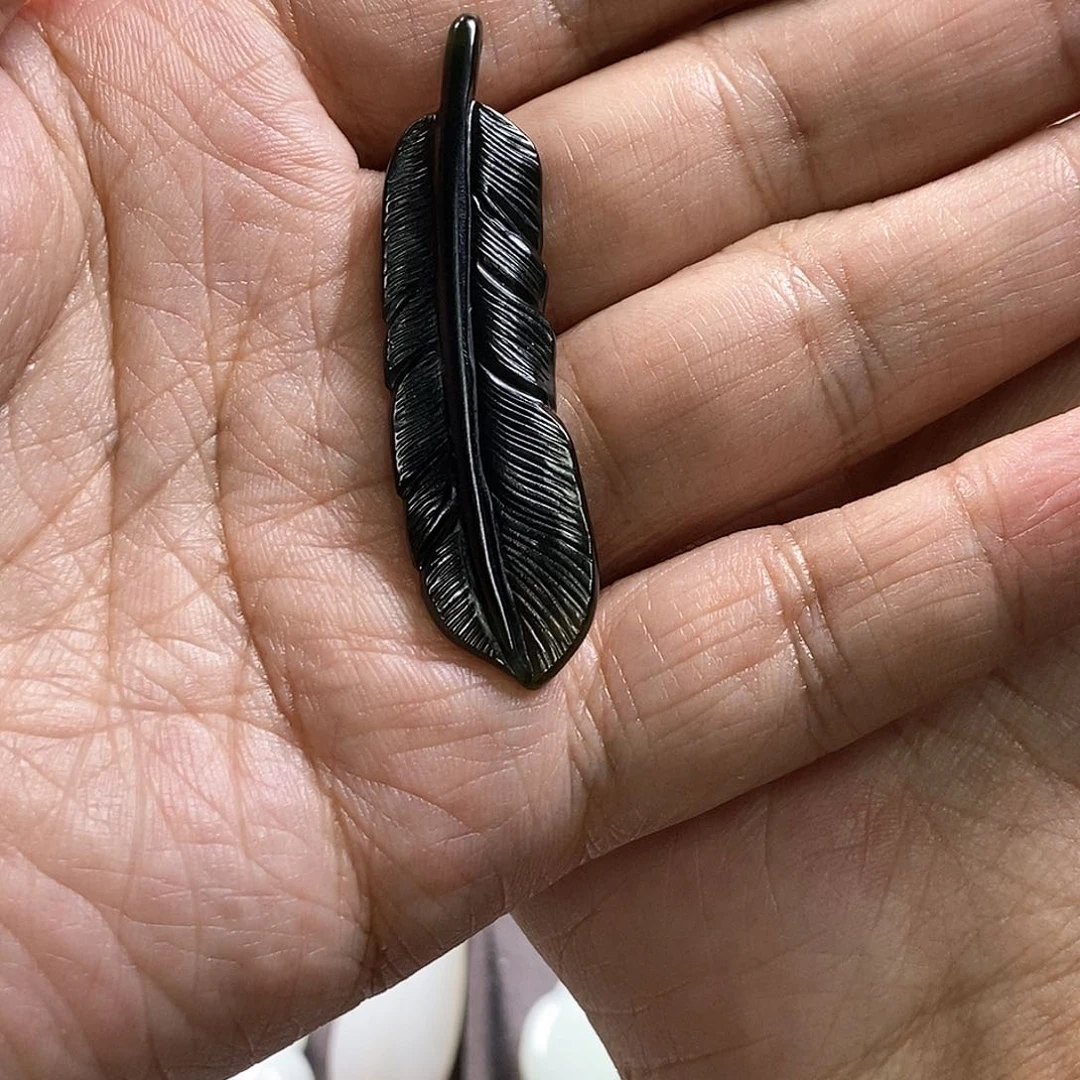 阿****和田玉未镶嵌颈饰