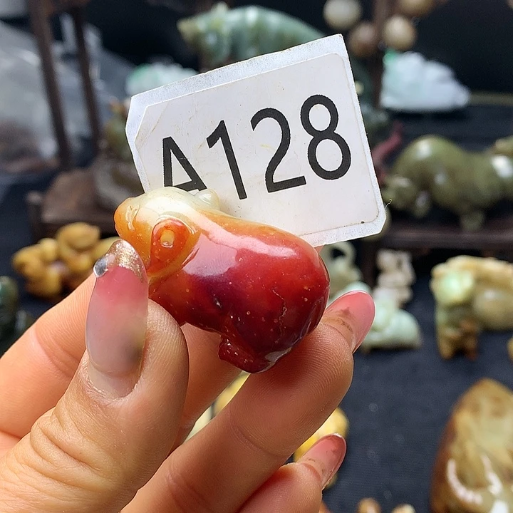 和田玉未镶嵌车挂