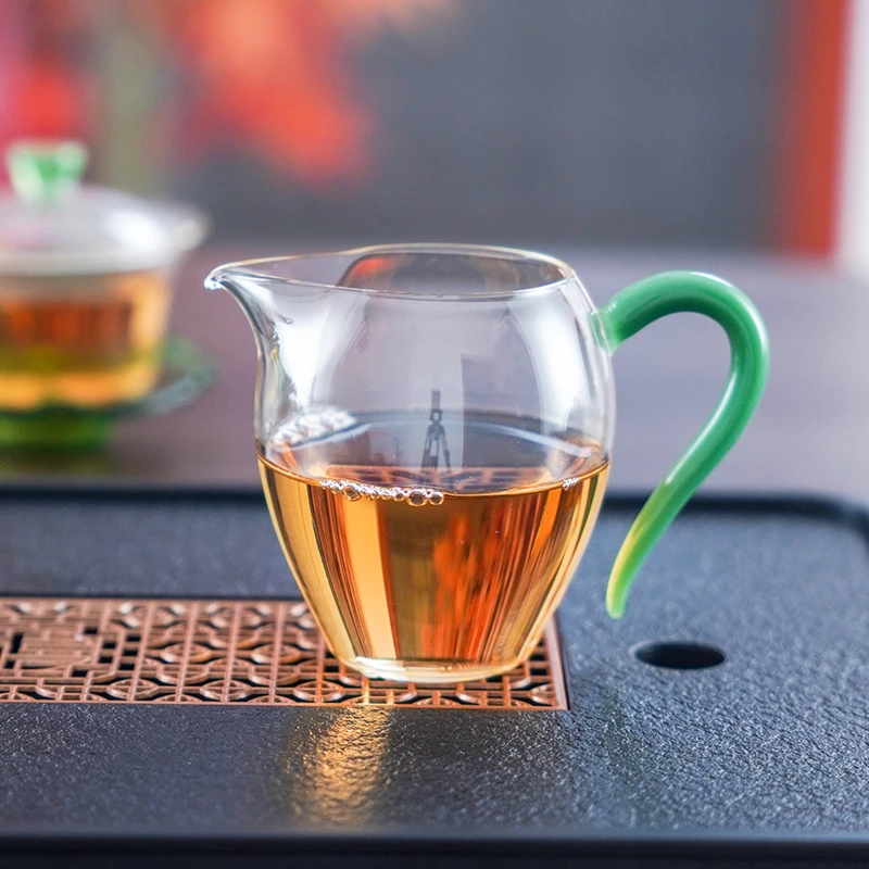晶焱2024新款泡茶高硼硅鹰嘴公道杯玻璃高档高颜值分茶器茶水分离