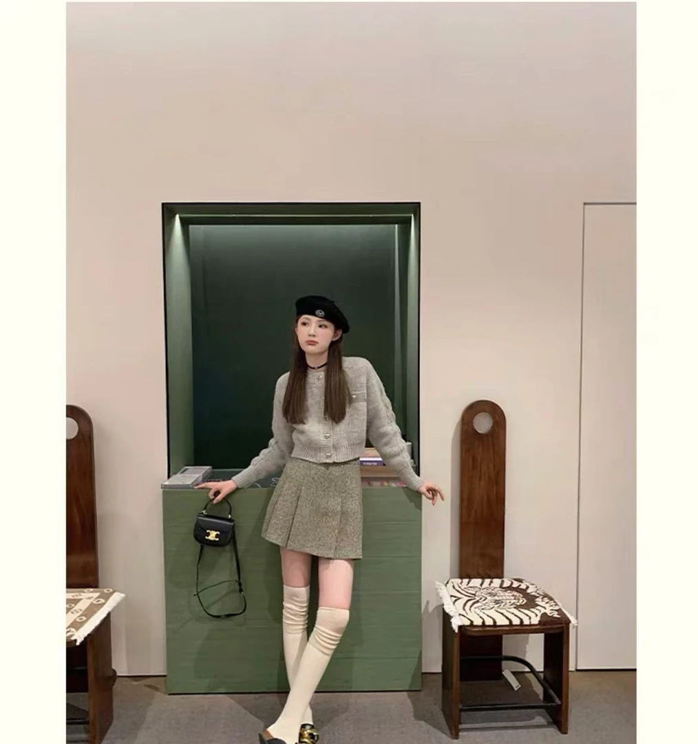 16729-1秋季新款奶系茶系穿搭时尚韩剧小香风半身裙女