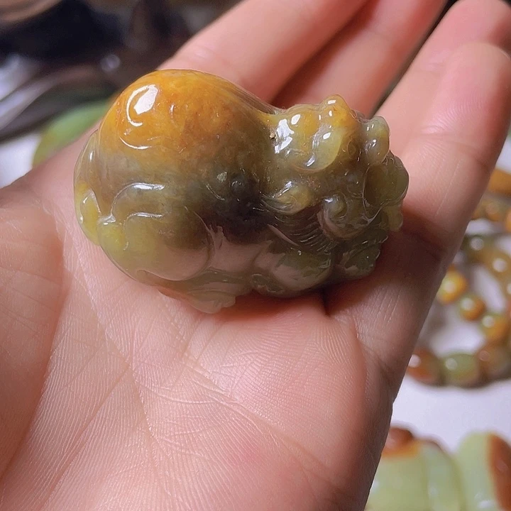 岫岩河磨玉（透闪石质玉）未镶嵌颈饰五**海