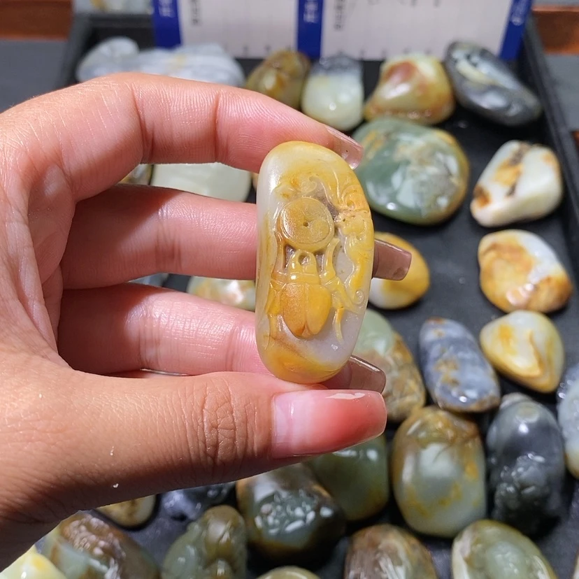 【闪购商品】和田玉未镶嵌颈饰九*