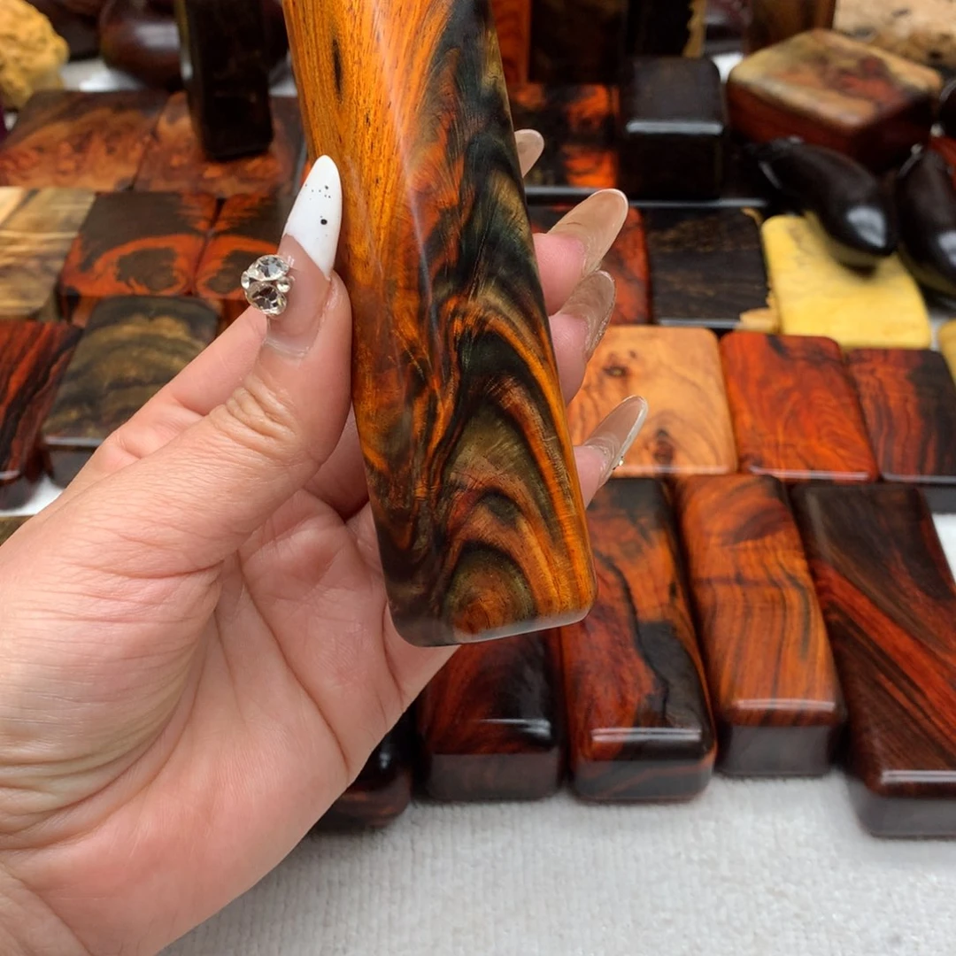 交趾黄檀（大红酸枝）S**g