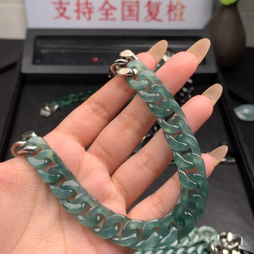 冉***飞翡翠未镶嵌手链004