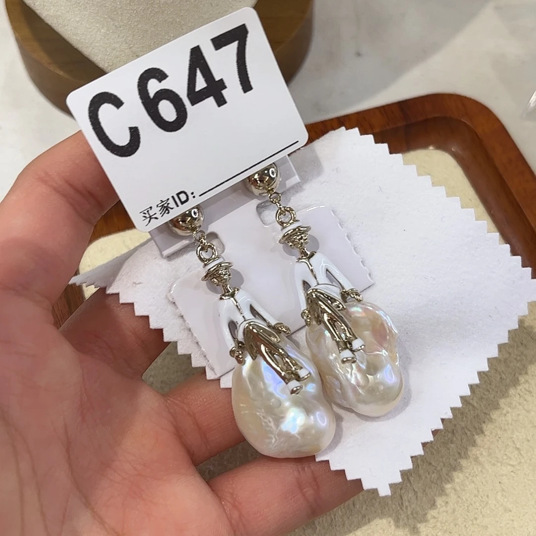 合金耳饰淡水珍珠