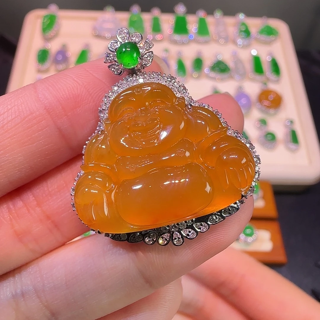 孙***画翡翠18K金镶嵌吊坠(不含链)