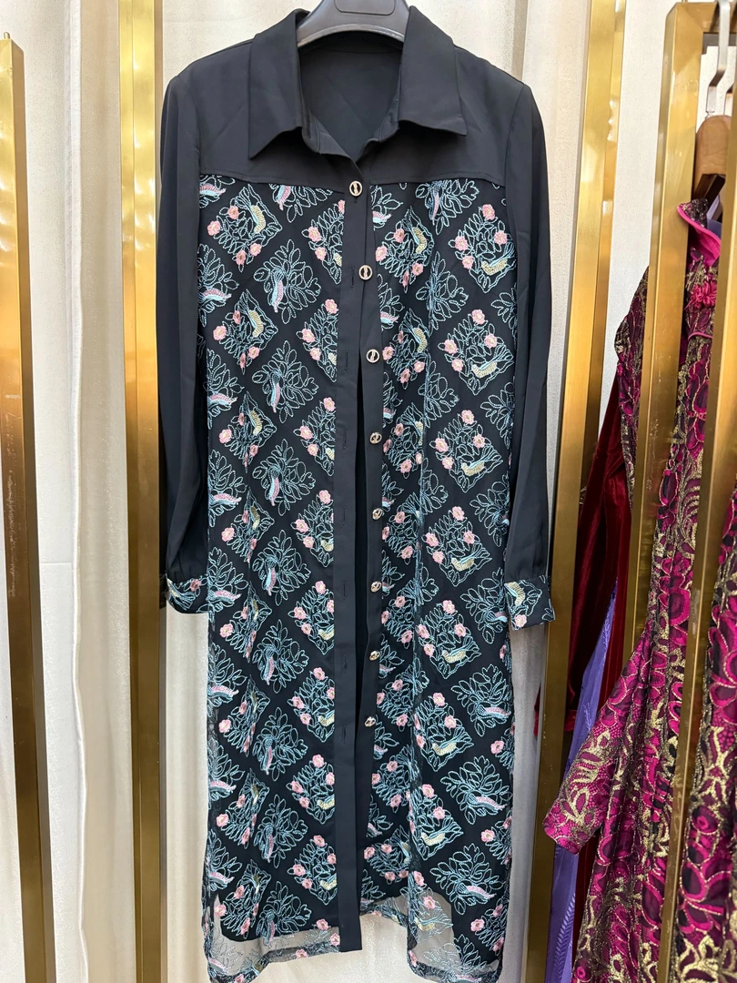 精美风衣YC01796E-81显瘦专柜断码清货妈妈装