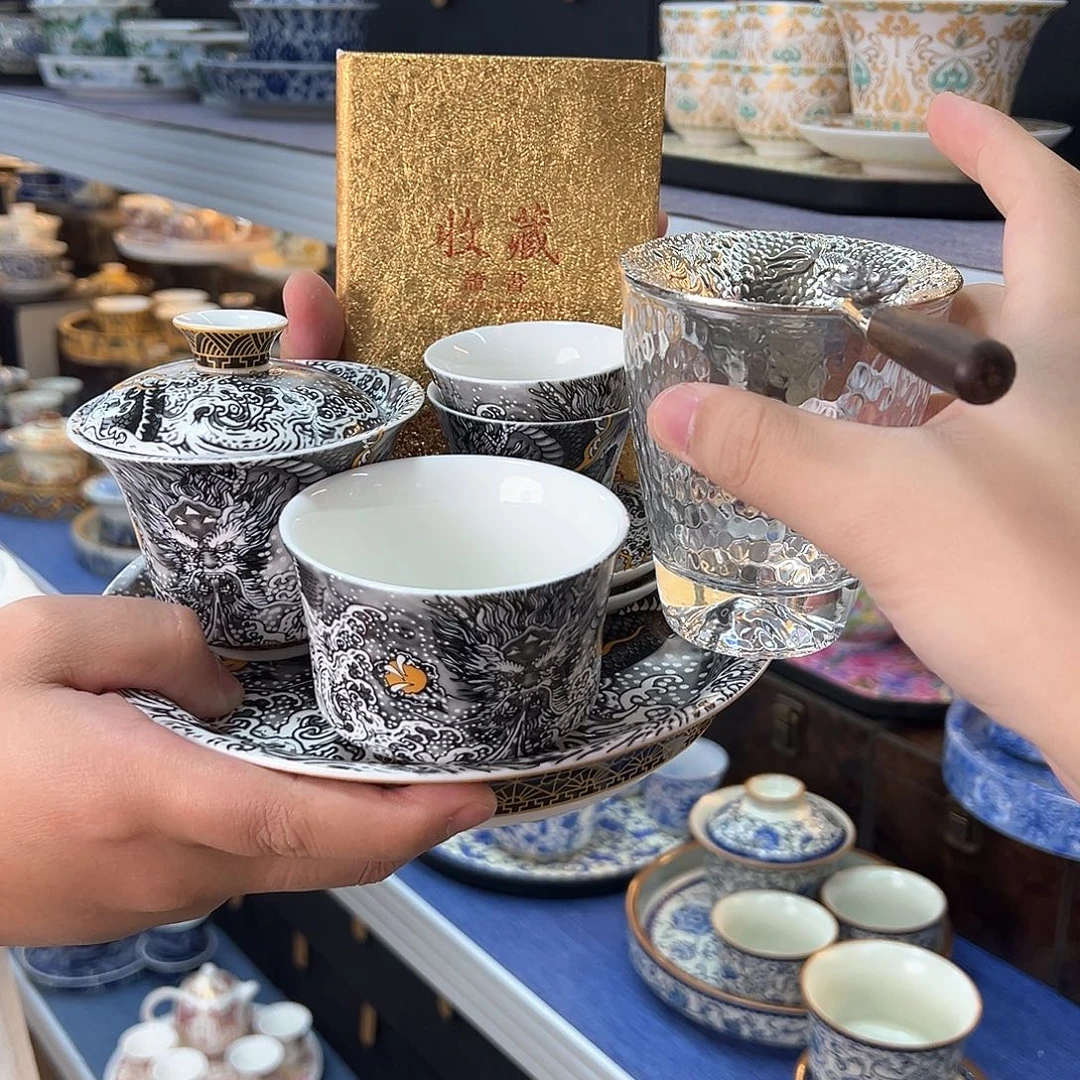 我们的目标是成为一个优秀的人
