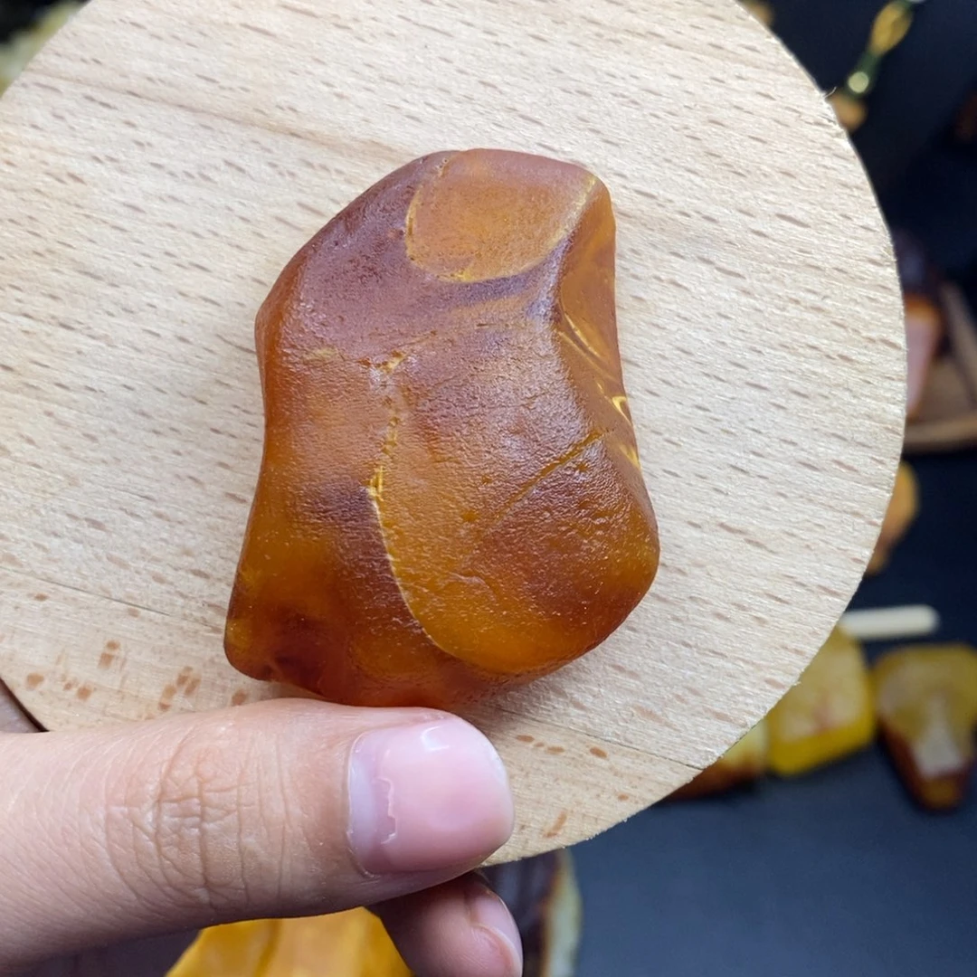 定制琥珀未镶嵌梨