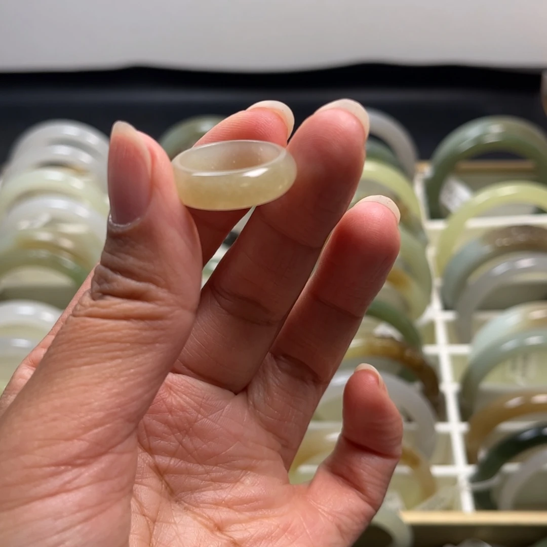 和田玉未镶嵌珠宝半成品指环17