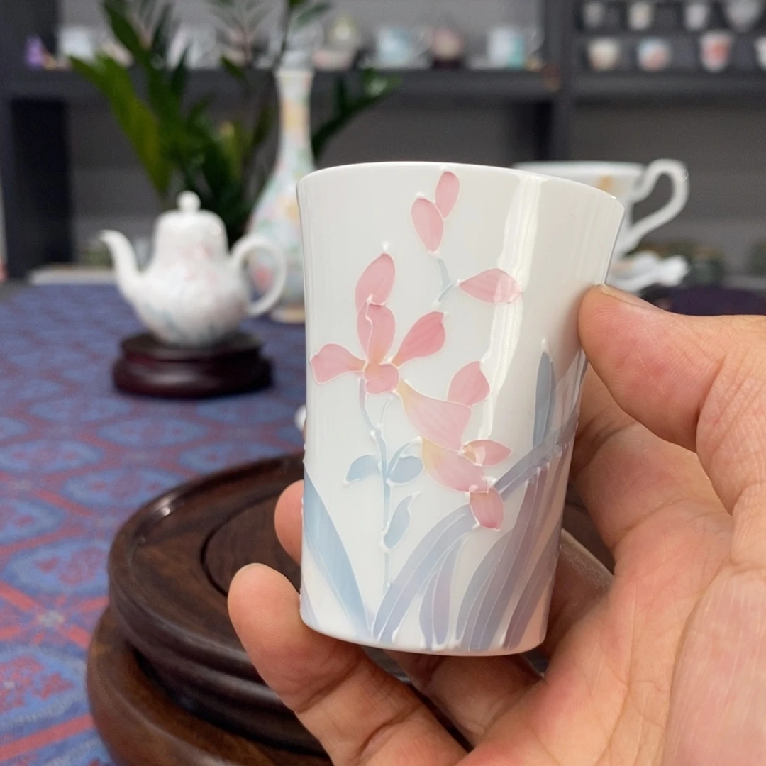 兰花釉下手绘品茗杯