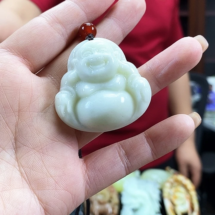 蛇纹石玉吊坠未镶嵌