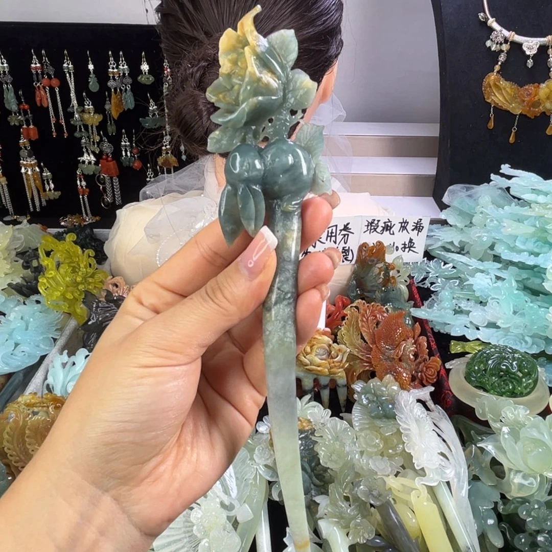 未镶嵌岫玉发饰瑕疵