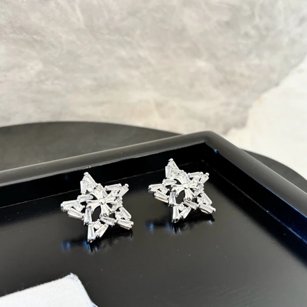 铜合金合成锆石耳饰 镂空星星十字耳环EH3411