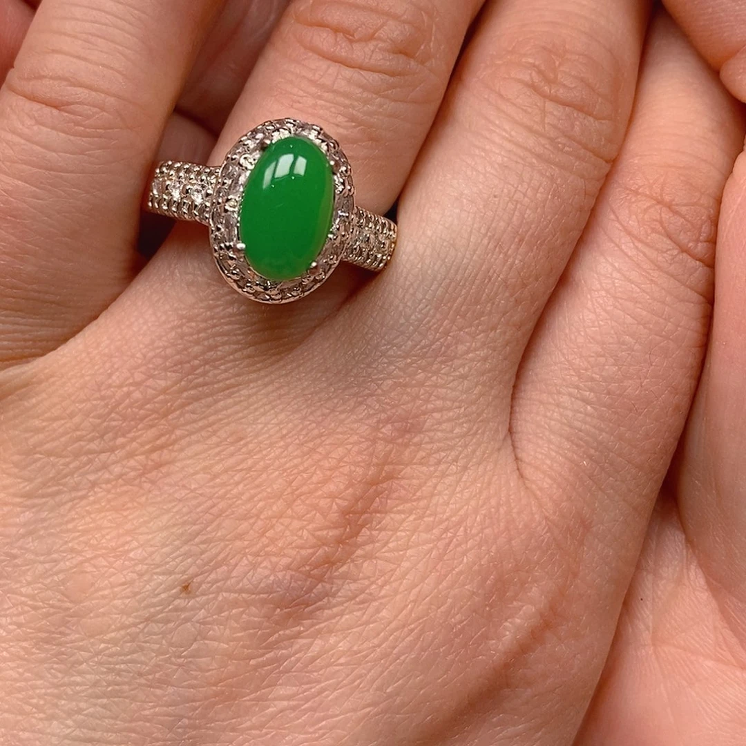 翡翠戒指未镶嵌『***k翡翠蛋面