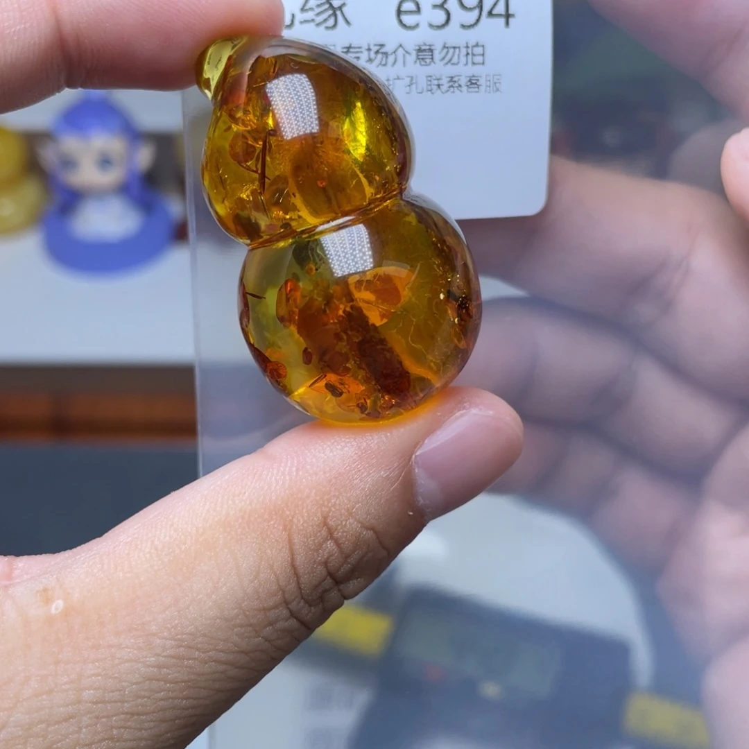 琥珀未镶嵌珠宝奇石转****生