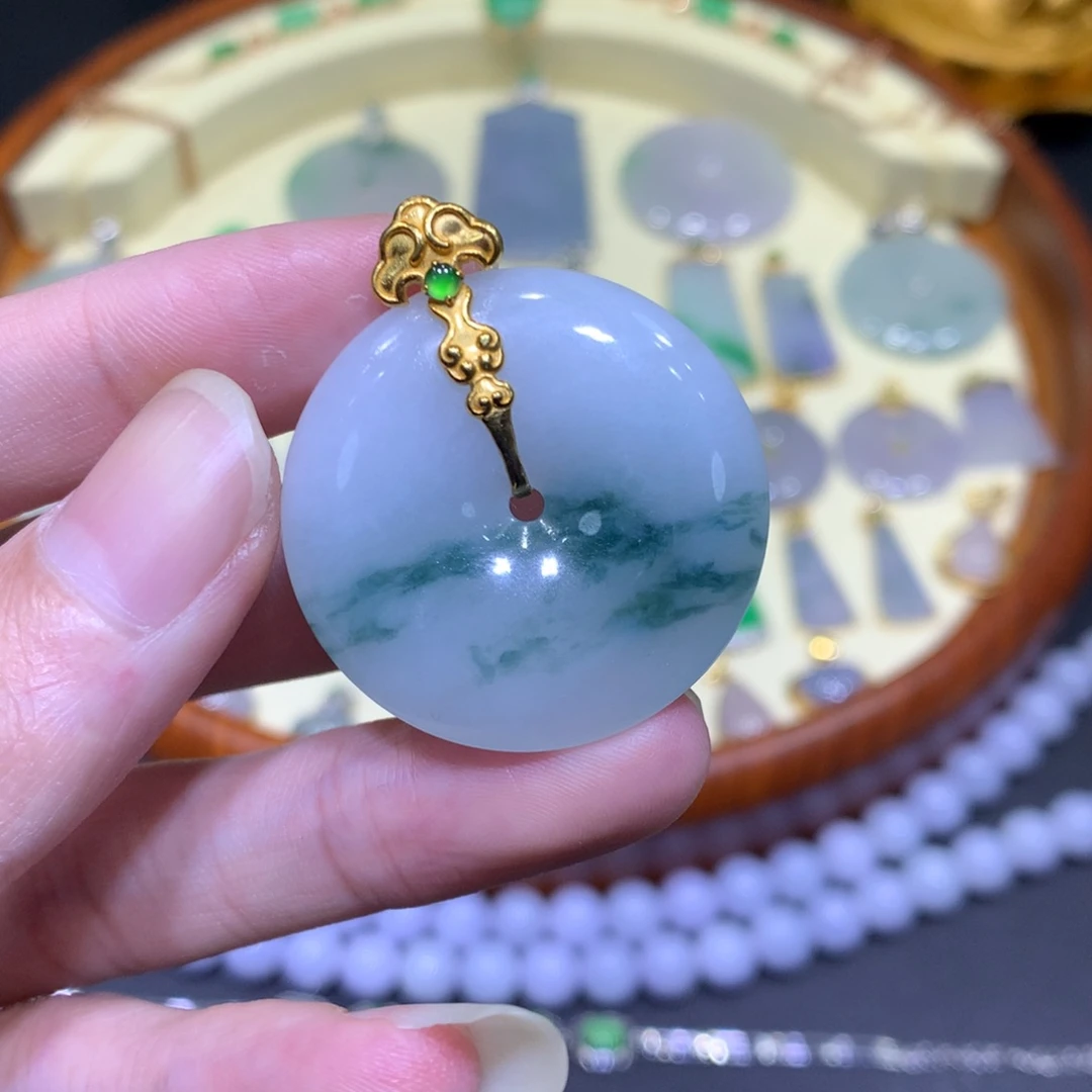 翡翠吊坠(不含链)18K金镶嵌